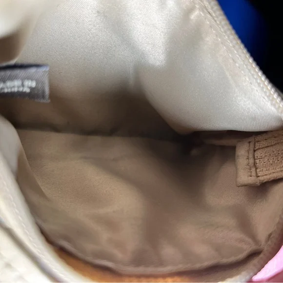 Coach Beige Leather Wristlet Clutch Zip Pouch Small Bag - Picture 11 of 12